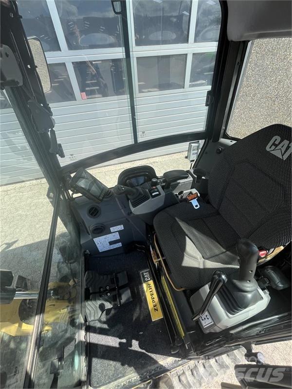 CAT 301.8 حفارات صغيرة أقل من 7 طن (حفارات صغيرة)