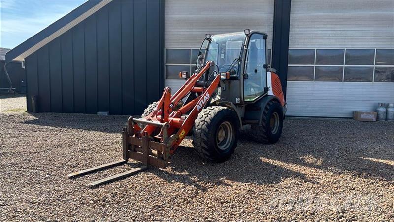 Atlas 50 لوادر بعجل