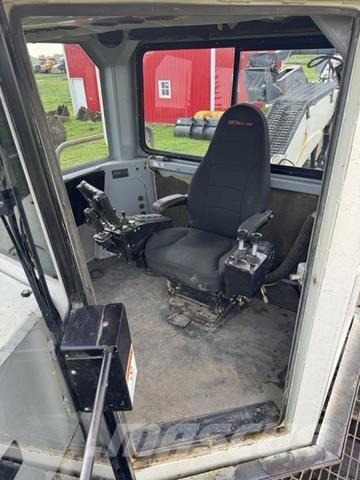 Bron 550 Tile Plow أخرى