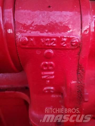 Ford 8 N Tractor أخرى