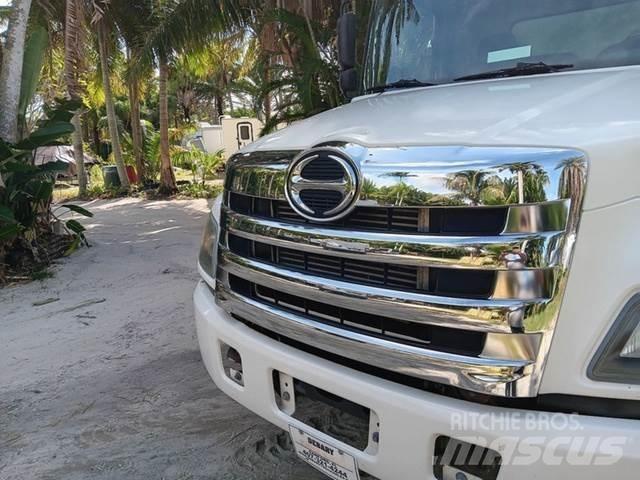 Hino 268 Box Truck شاحنة مقفلة