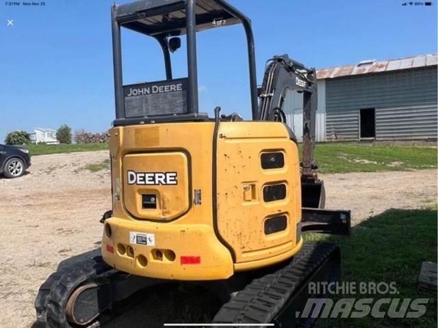 John Deere 35G أخرى