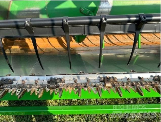 John Deere 630F أخرى