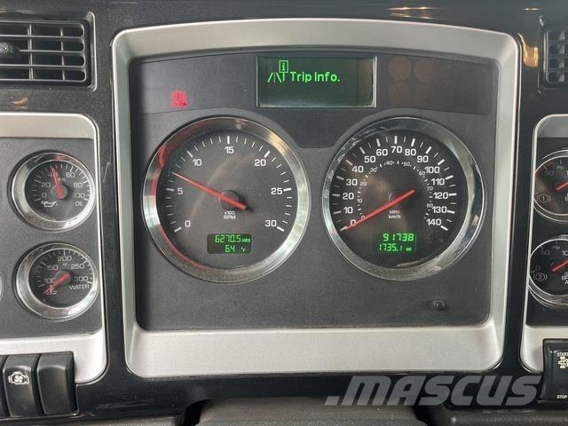 Kenworth T800B أخرى
