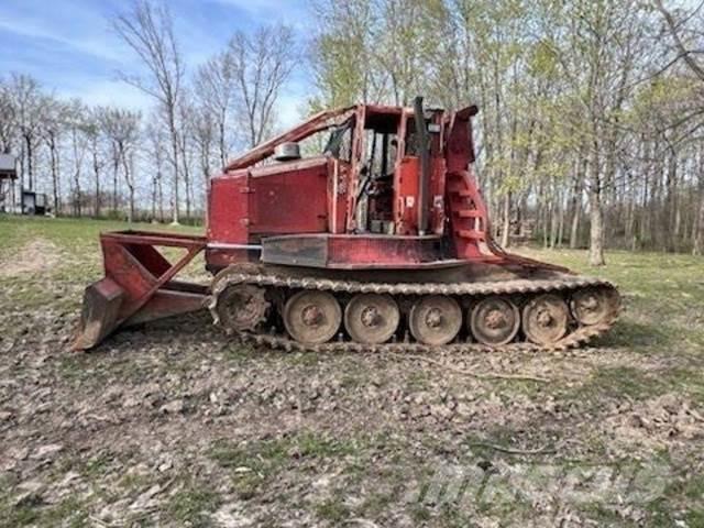 KMC 210-CA Skidder أخرى