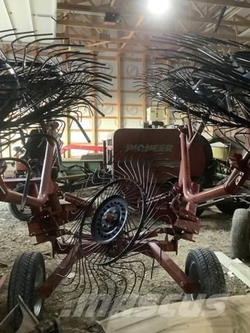 Rhino ER8 Hay Rake أخرى