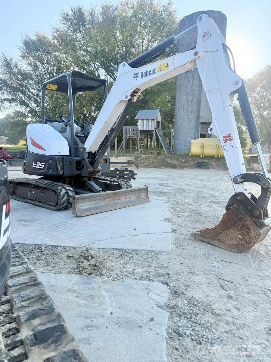 Bobcat E35 حفارات صغيرة أقل من 7 طن (حفارات صغيرة)