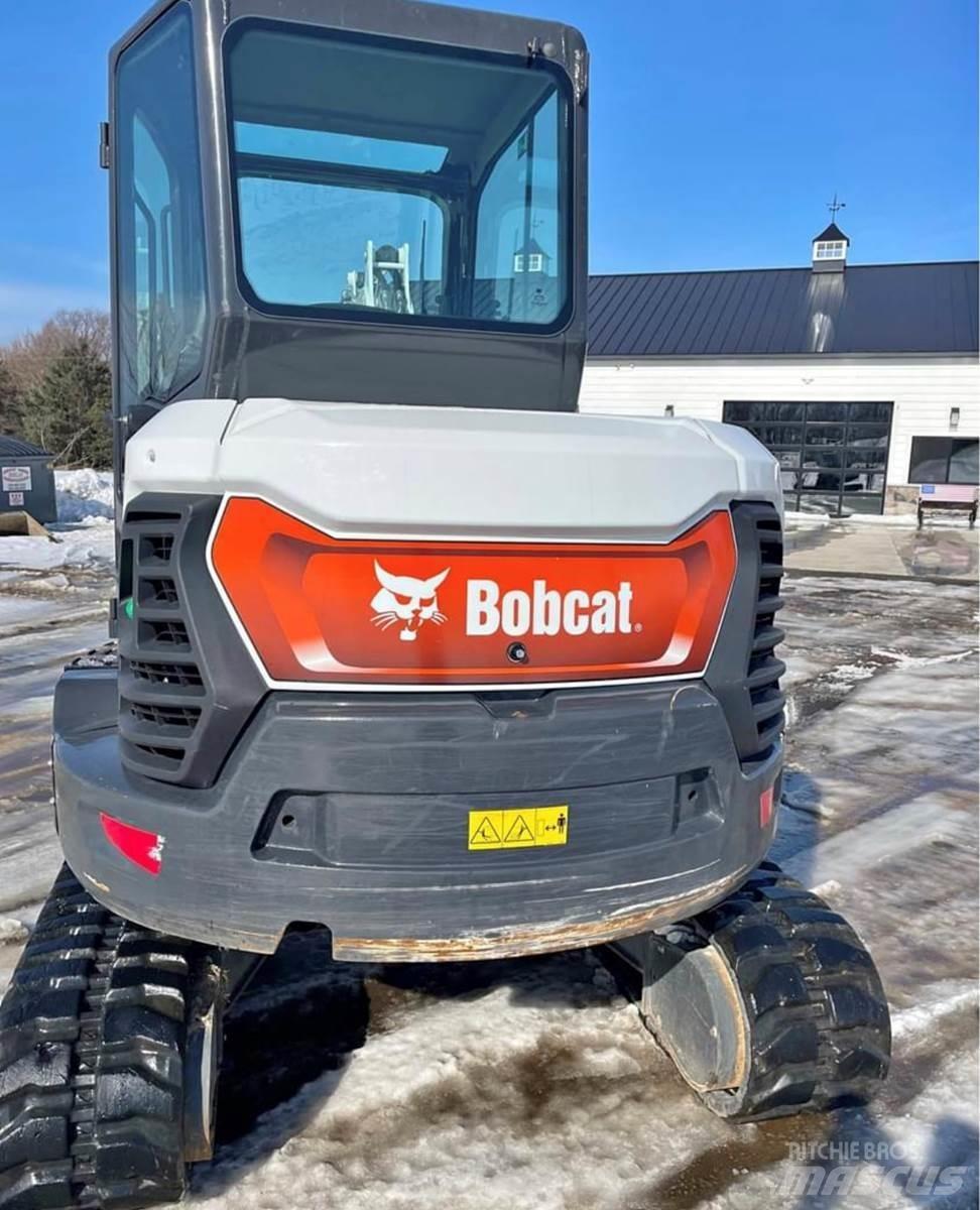 Bobcat E42 حفارات زحافة