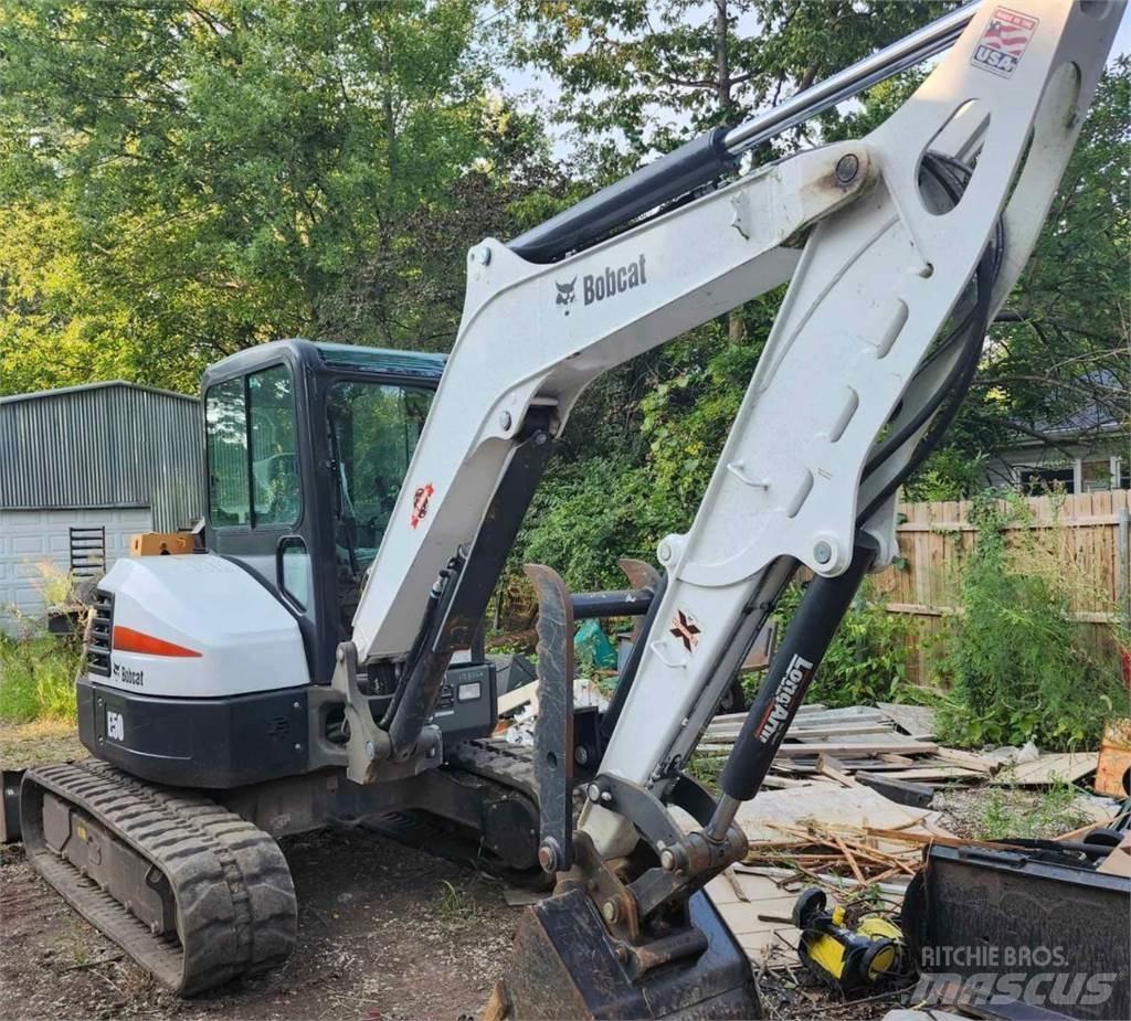 Bobcat E50 حفارات زحافة