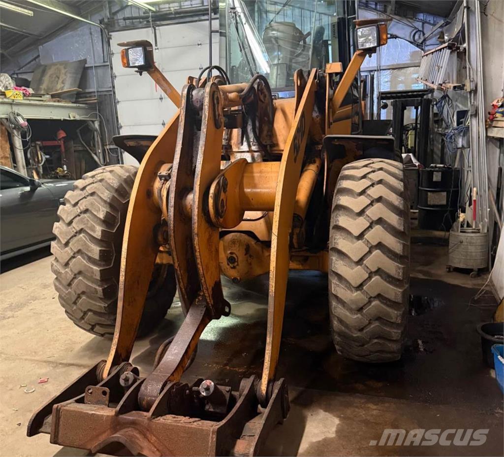 CASE 521D لوادر بعجل