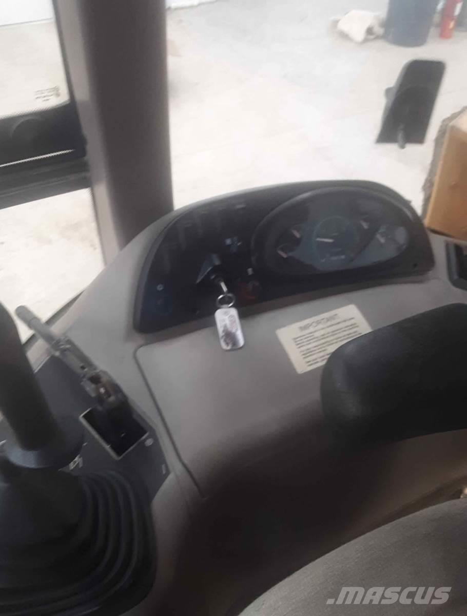 CASE 580M لوادر ذات جرافات عكسية