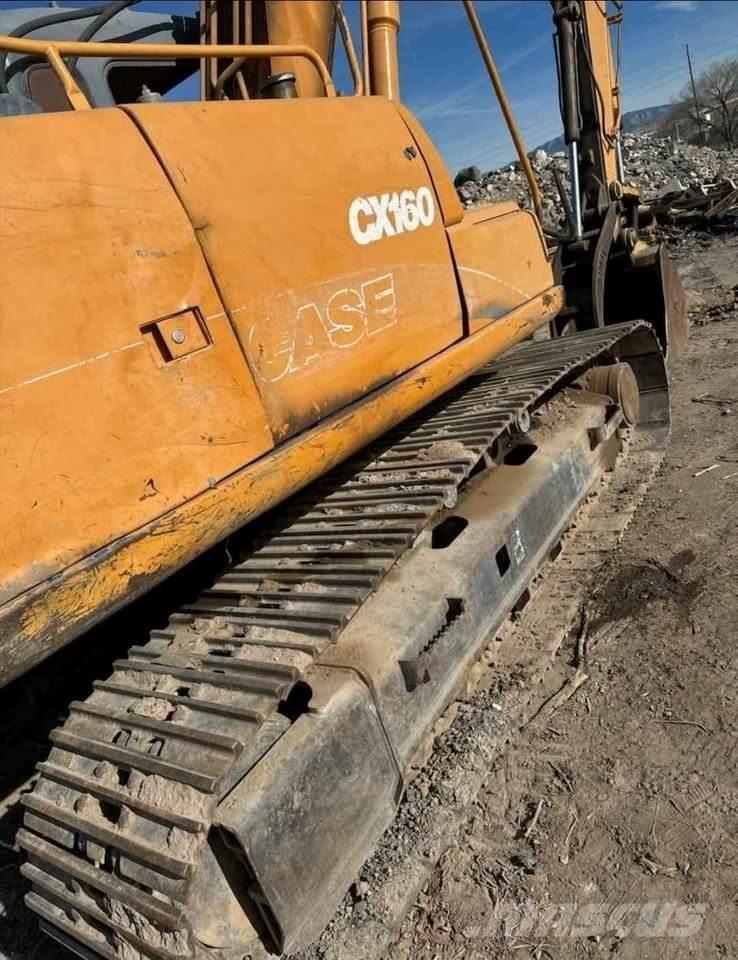 CASE CX160 حفارات زحافة