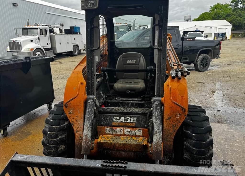 CASE SR270 لوادر انزلاقية التوجيه