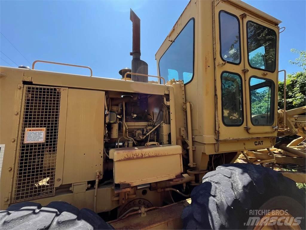 CAT 120G معدات تمهيد الطرق