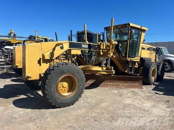CAT 140H معدات تمهيد الطرق