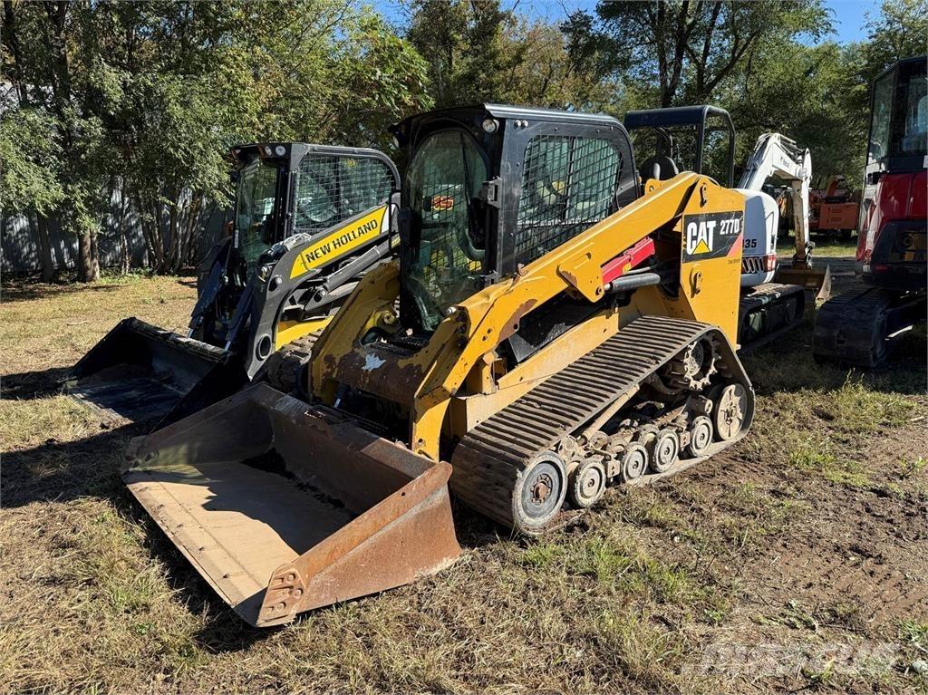 CAT 277D لوادر انزلاقية التوجيه