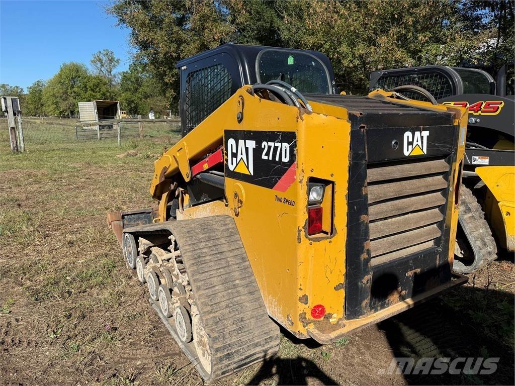 CAT 277D لوادر انزلاقية التوجيه