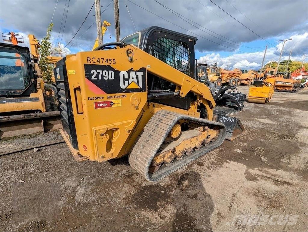 CAT 279D لوادر انزلاقية التوجيه