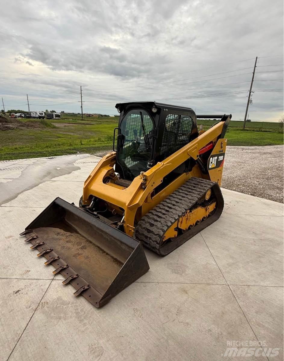 CAT 289D لوادر انزلاقية التوجيه