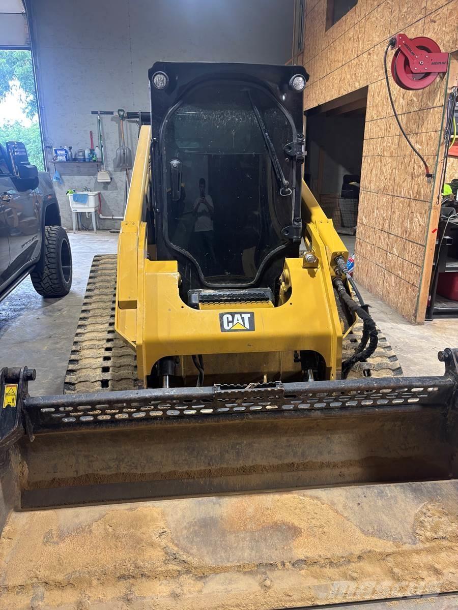 CAT 289D لوادر انزلاقية التوجيه