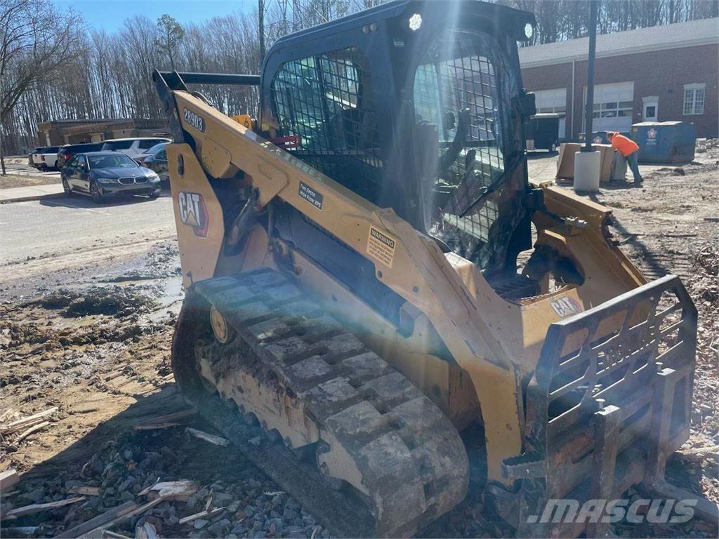 CAT 289D3 لوادر انزلاقية التوجيه