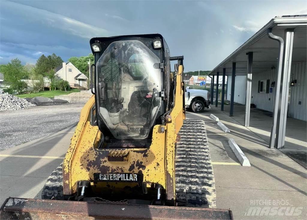 CAT 299D لوادر انزلاقية التوجيه