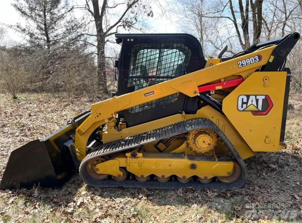 CAT 299D3 لوادر انزلاقية التوجيه