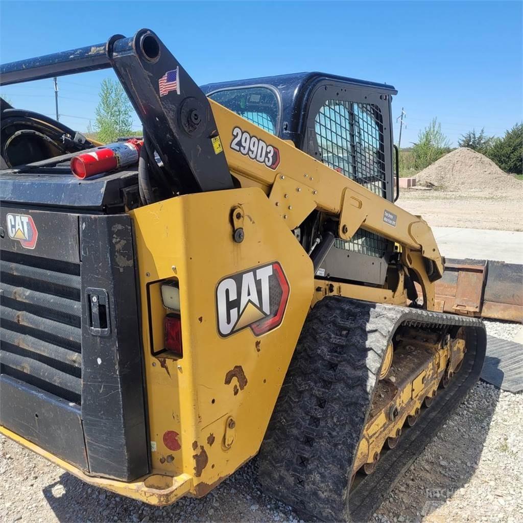 CAT 299D3 لوادر انزلاقية التوجيه
