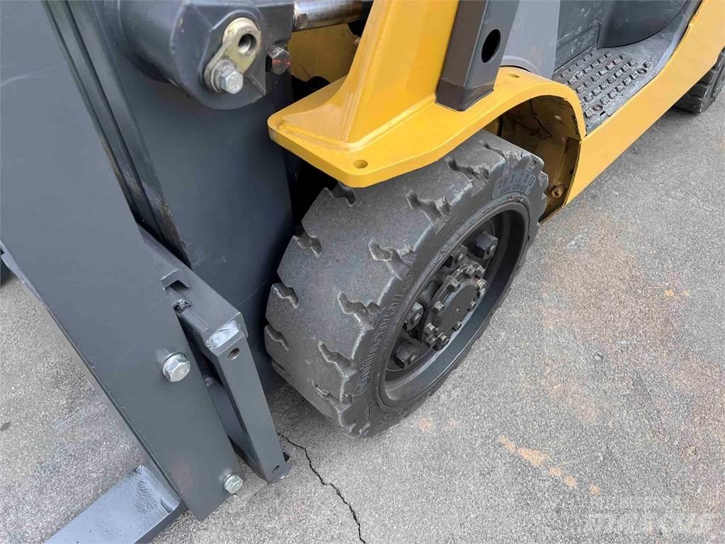 CAT 2C5000 شاحنات ذات رافعات شوكية - أخرى