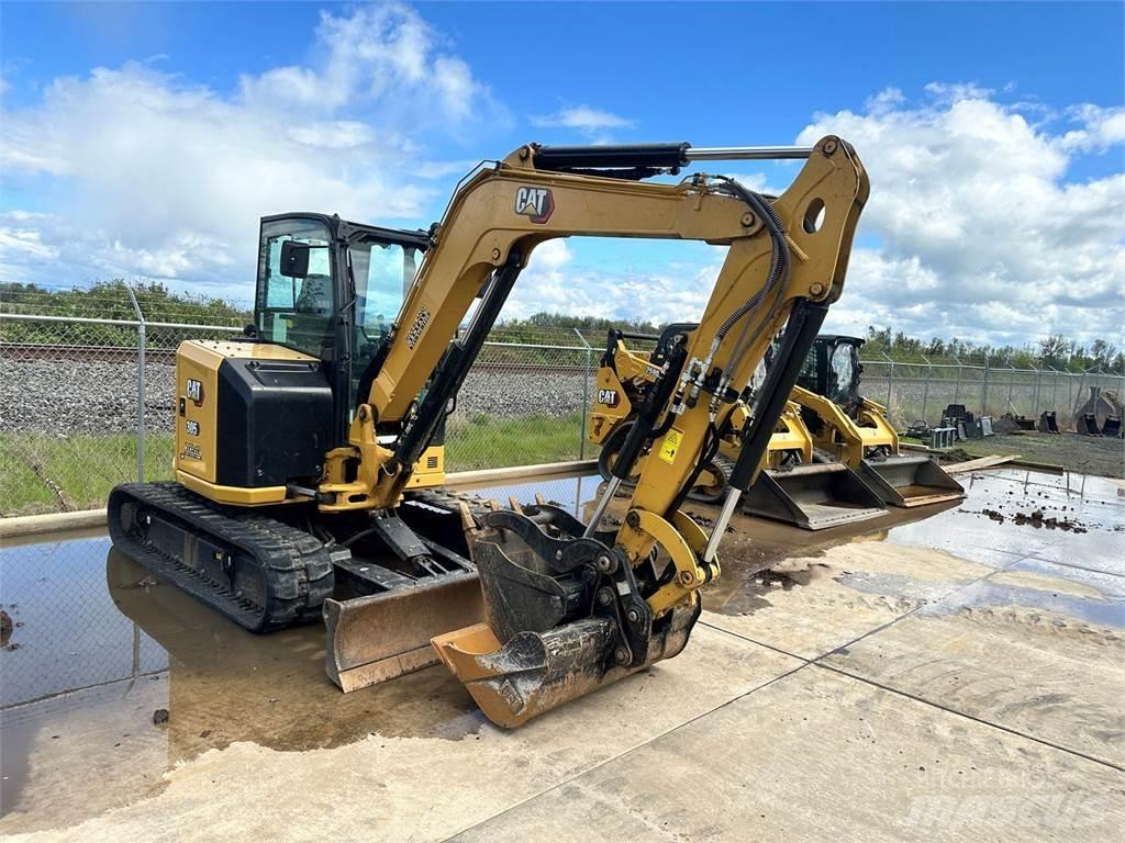 CAT 305 حفارات زحافة