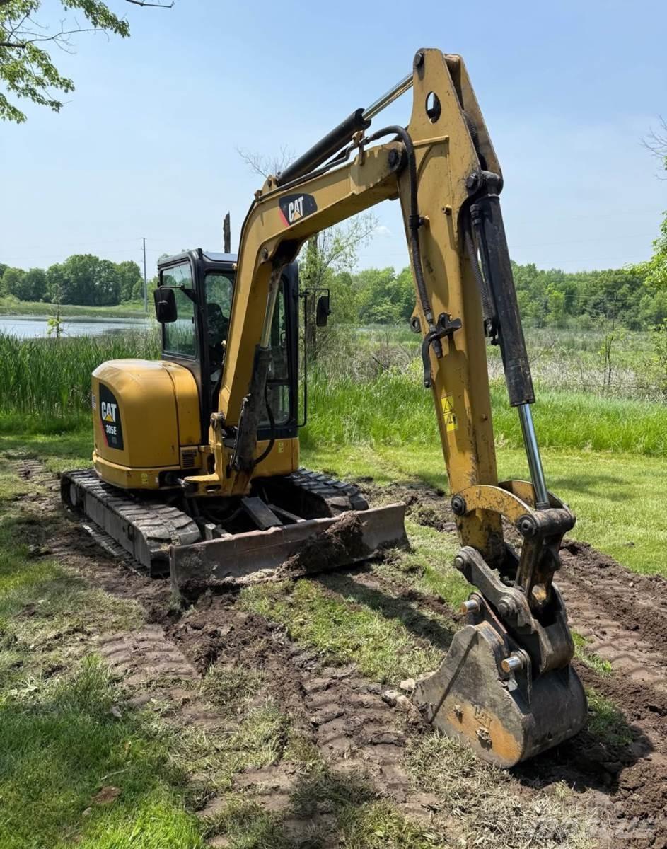 CAT 305E2 حفارات صغيرة أقل من 7 طن (حفارات صغيرة)