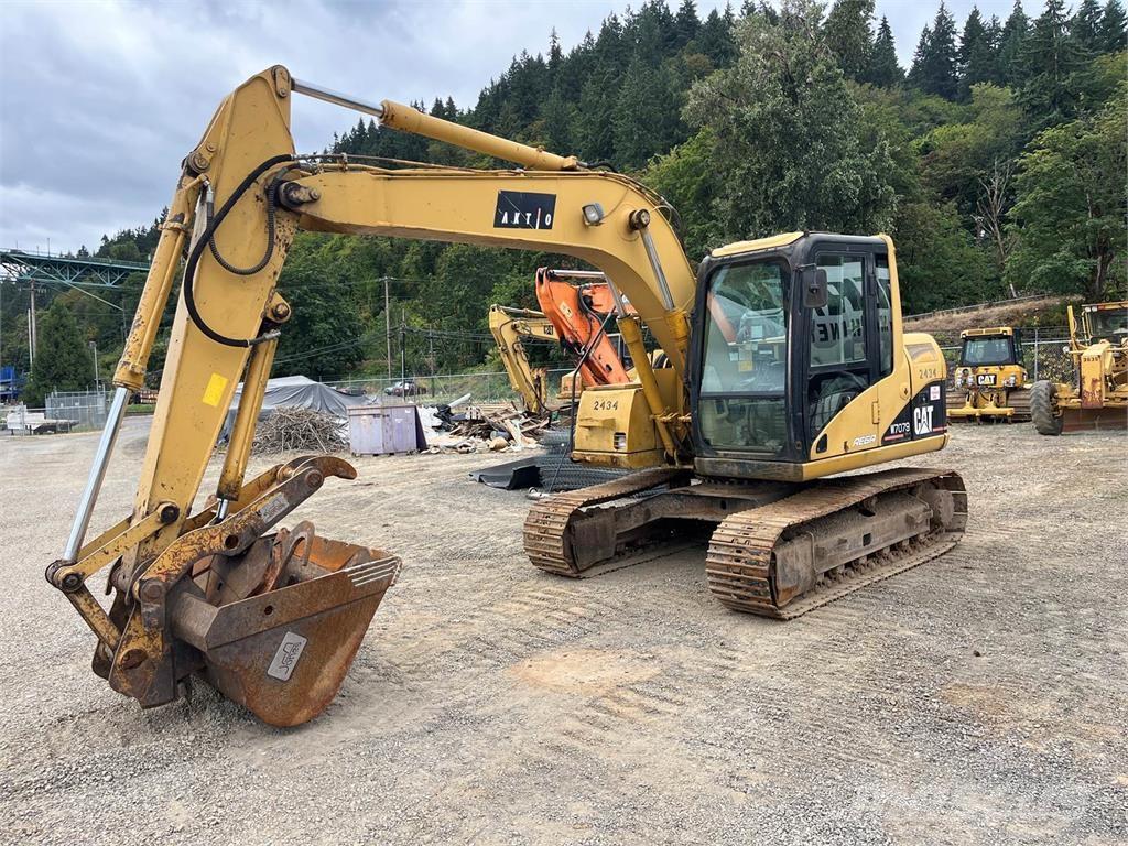 CAT 311C حفارات زحافة