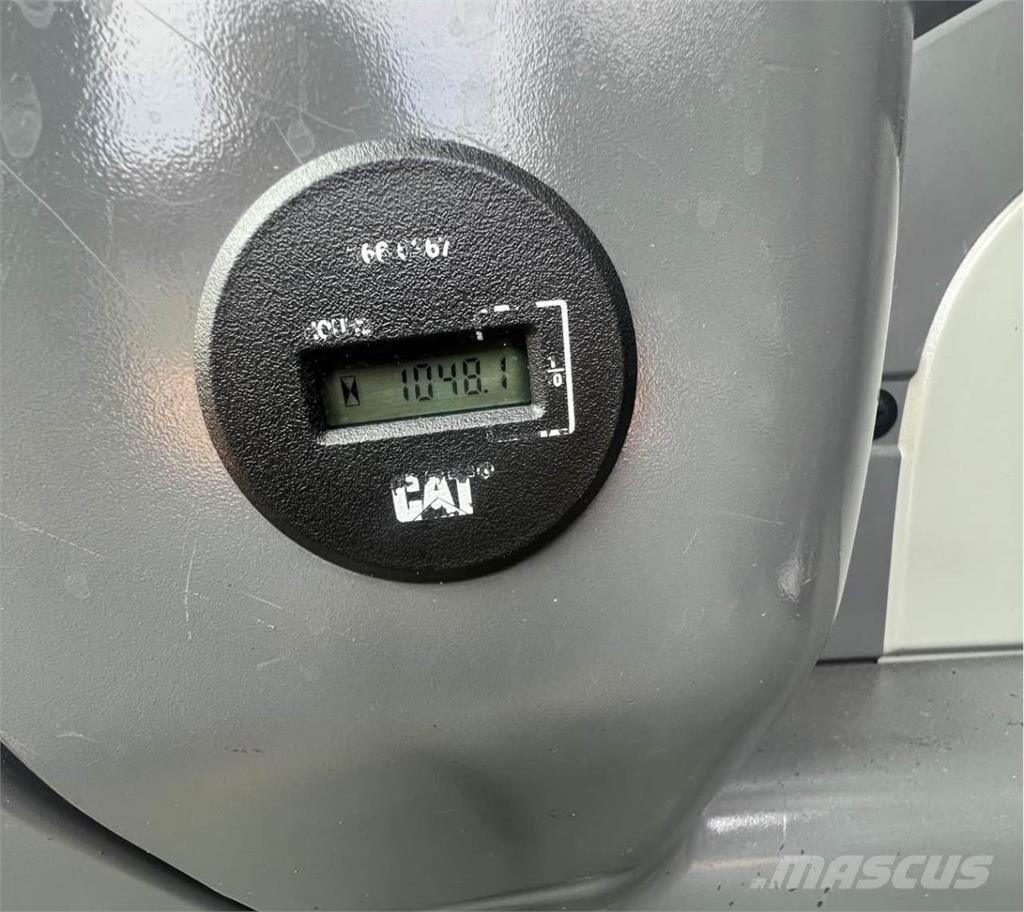 CAT 312D حفارات زحافة