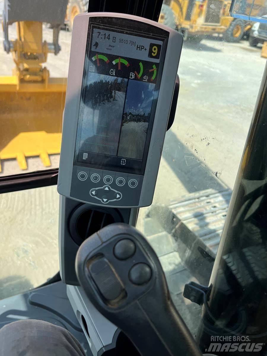 CAT 313FL حفارات زحافة