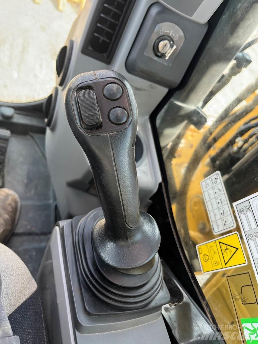 CAT 315FL حفارات زحافة