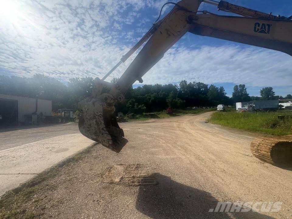 CAT 315L حفارات زحافة