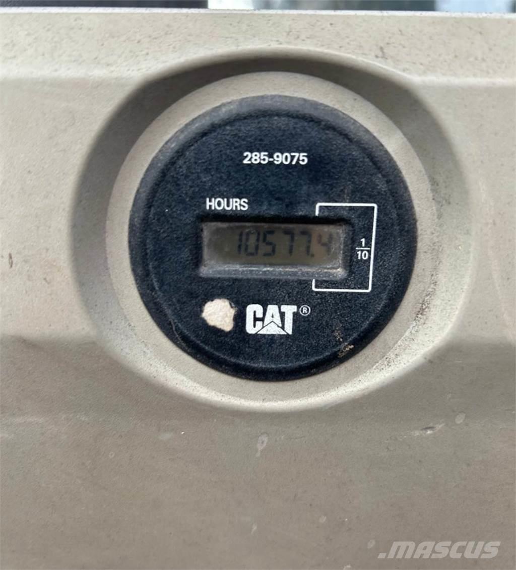 CAT 316EL حفارات زحافة