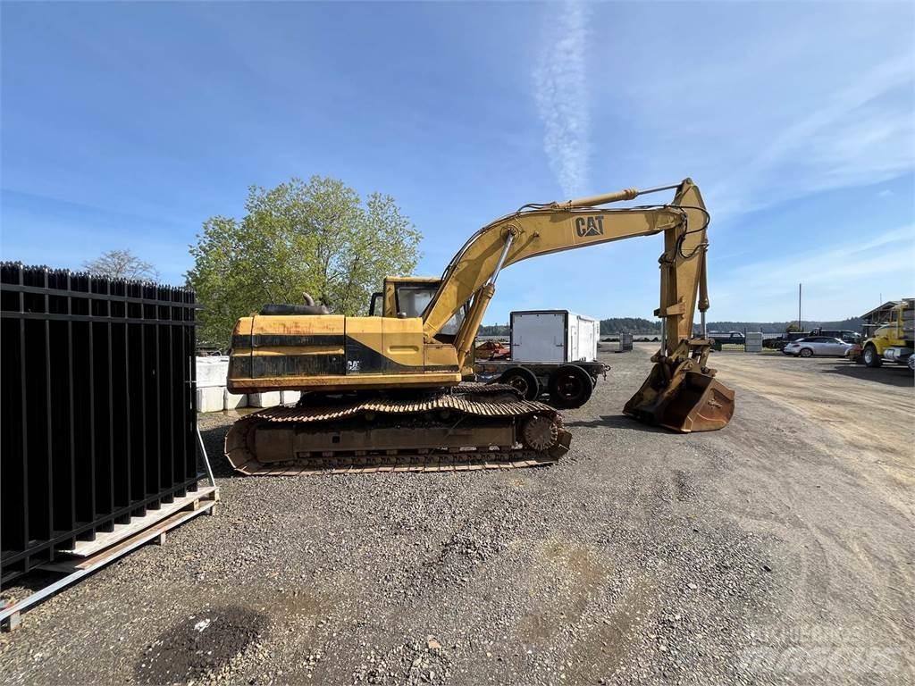 CAT 320 حفارات زحافة