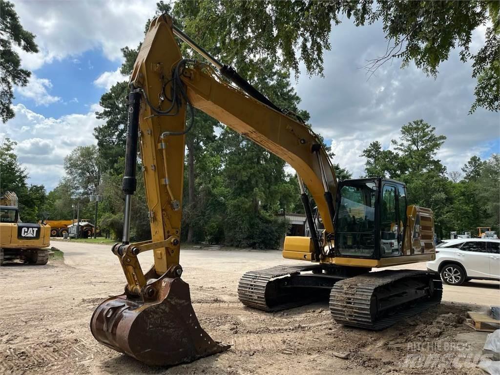 CAT 320 حفارات زحافة