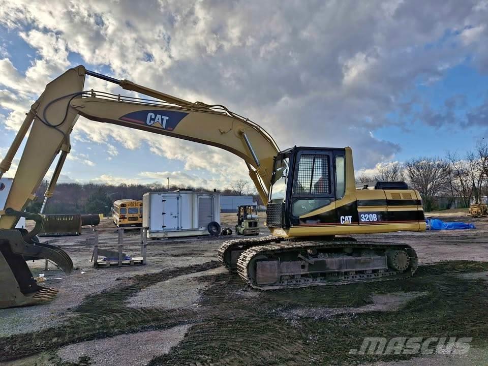 CAT 320BL حفارات زحافة