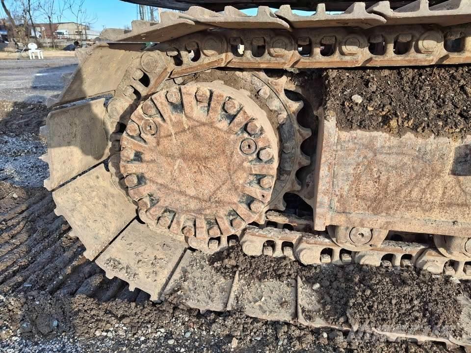 CAT 320BL حفارات زحافة