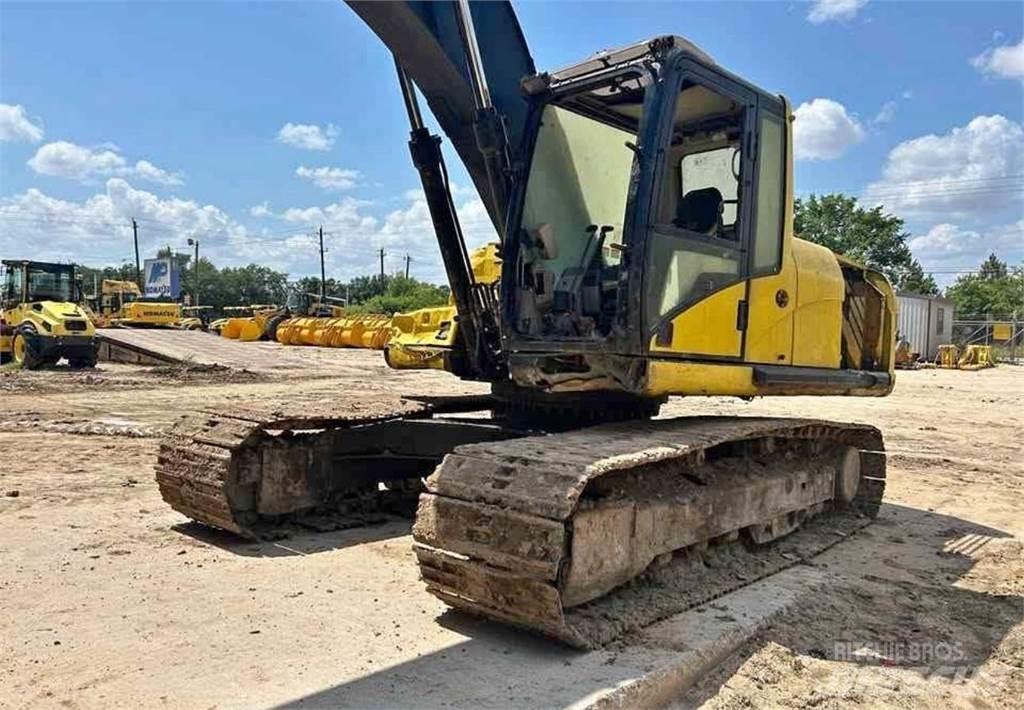 CAT 320C حفارات زحافة