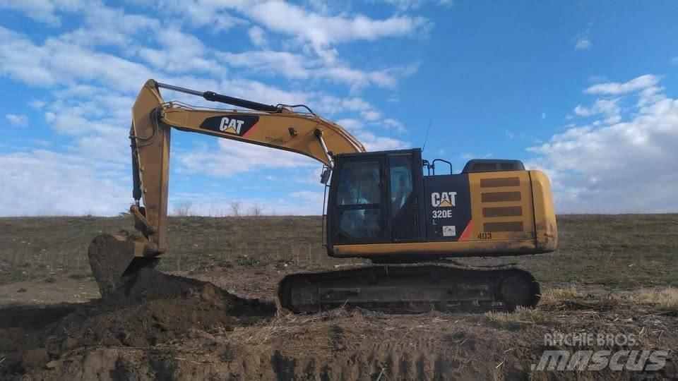 CAT 320EL حفارات زحافة