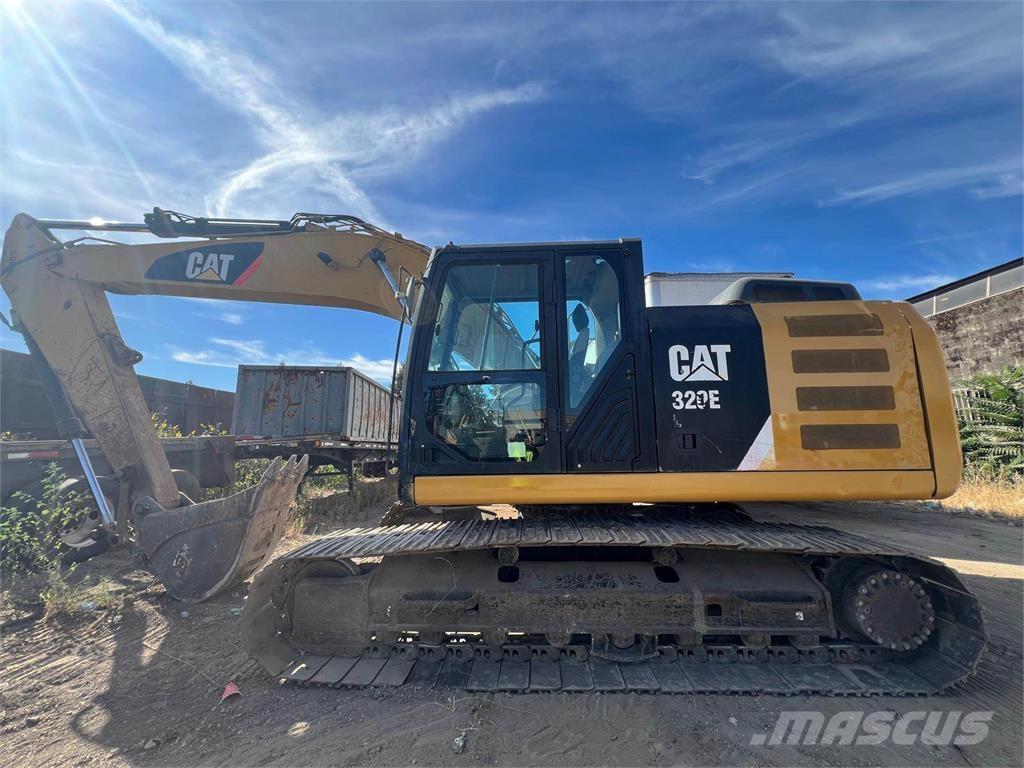 CAT 320EL حفارات زحافة
