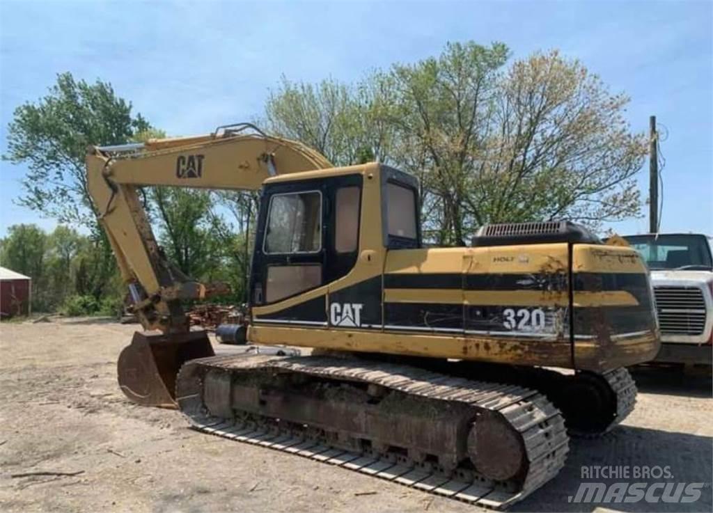 CAT 320L حفارات زحافة