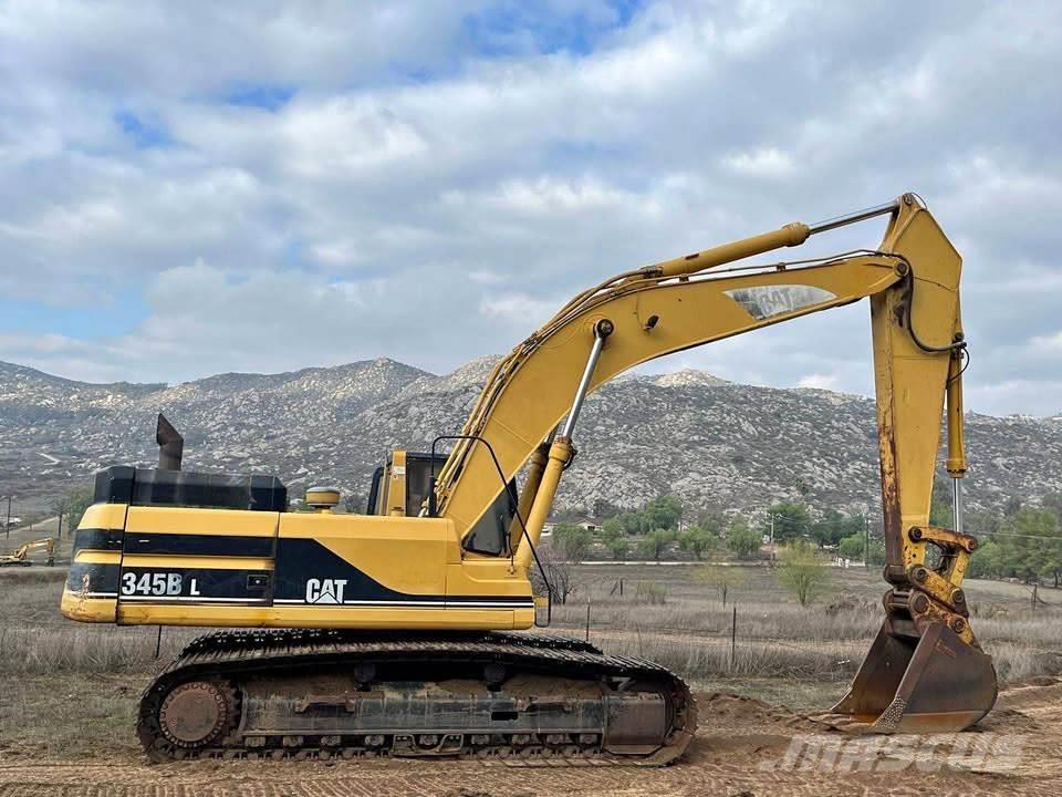 CAT 325BL حفارات زحافة