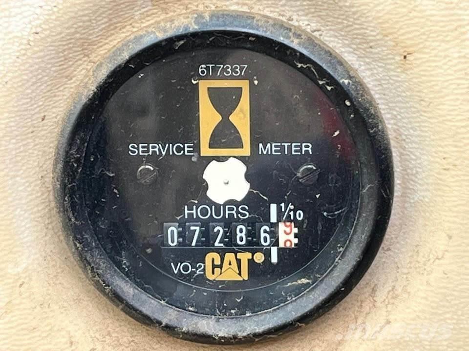 CAT 325BL حفارات زحافة