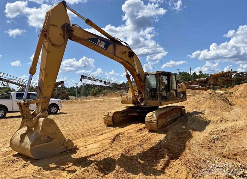 CAT 325C حفارات زحافة