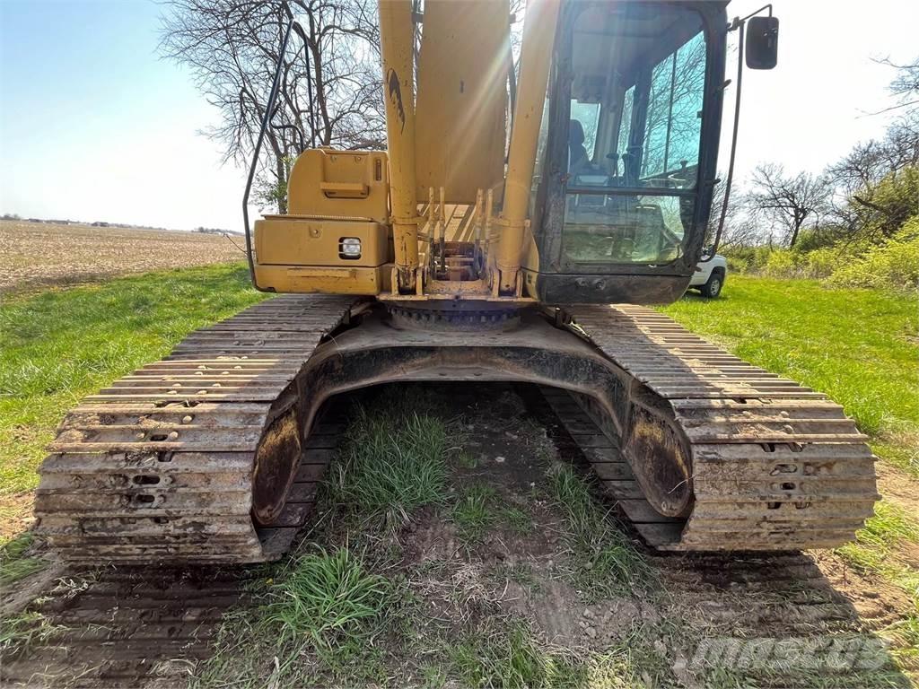 CAT 325CL حفارات زحافة