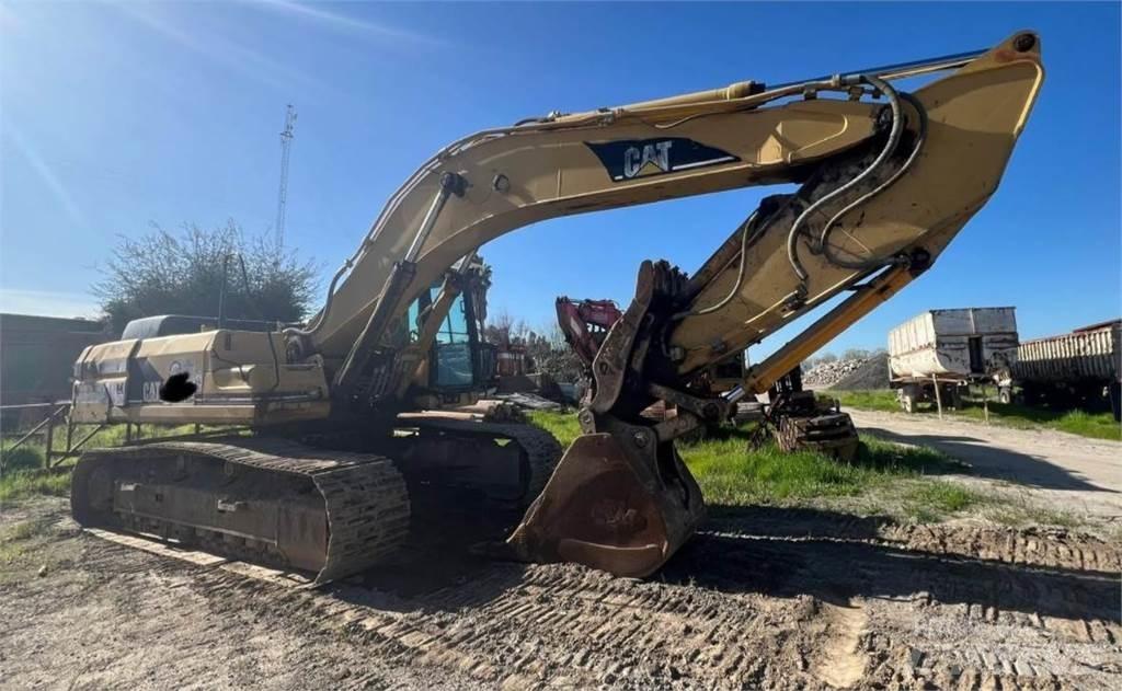 CAT 330BL حفارات زحافة